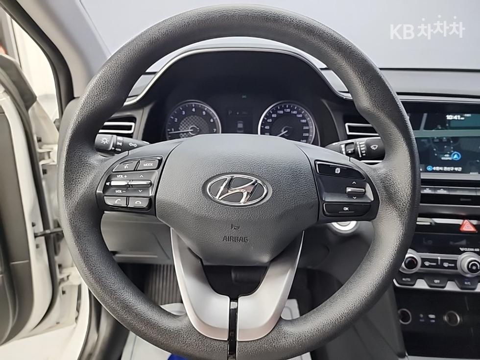 2018 Hyundai AD photo