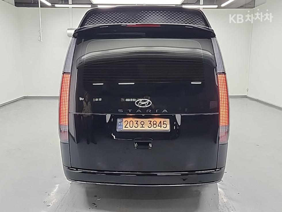 Hyundai Staria — miniaturë 3
