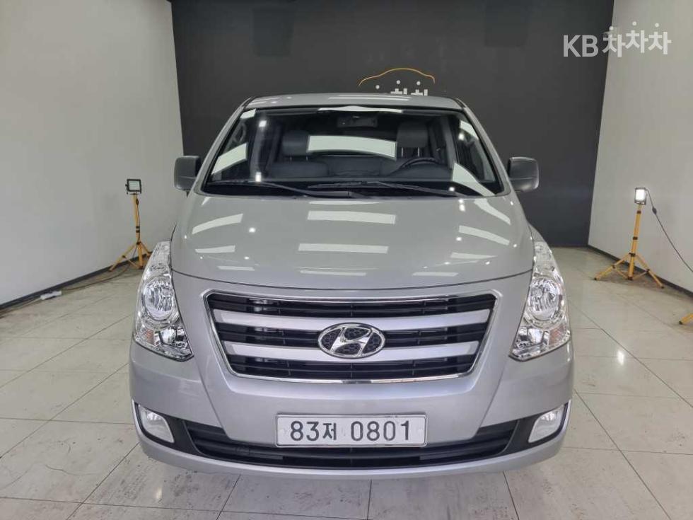 Hyundai Starex — miniaturë 2