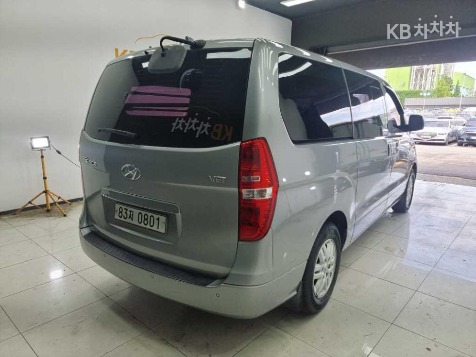 Hyundai Starex — miniaturë 4