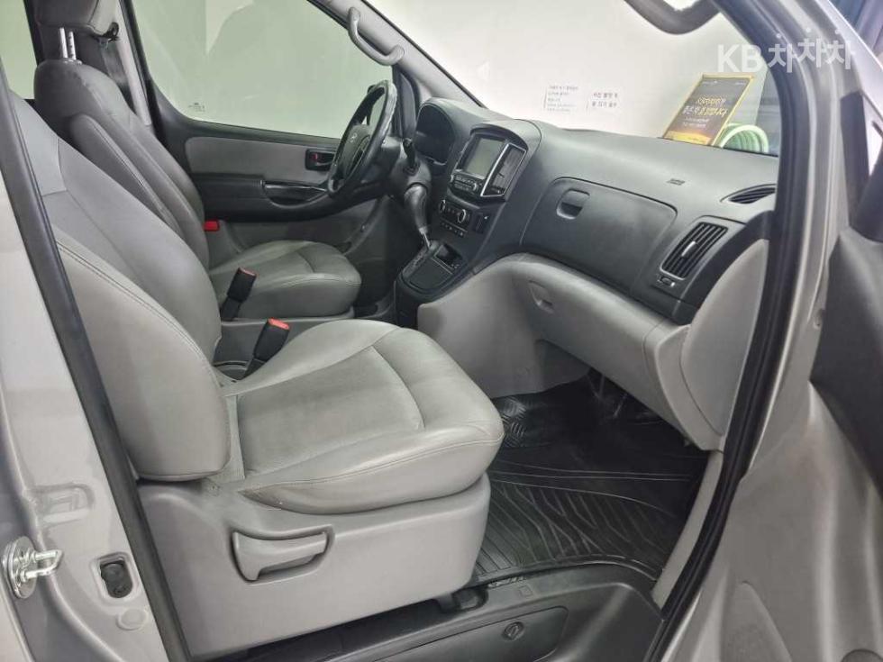 Hyundai Starex — miniaturë 8