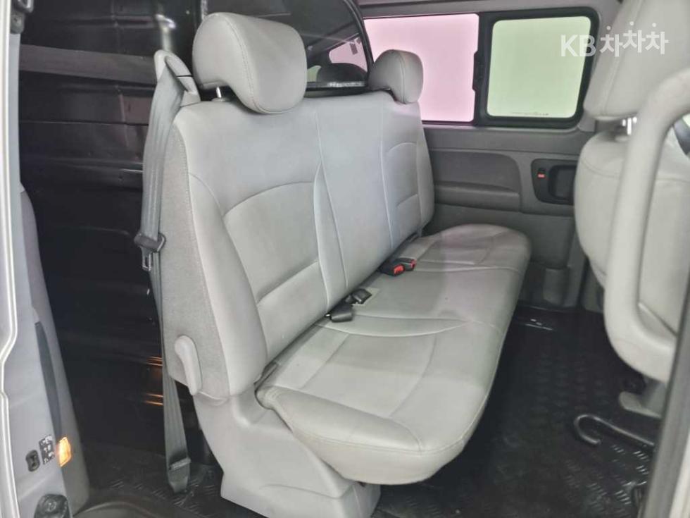 Hyundai Starex — miniaturë 9