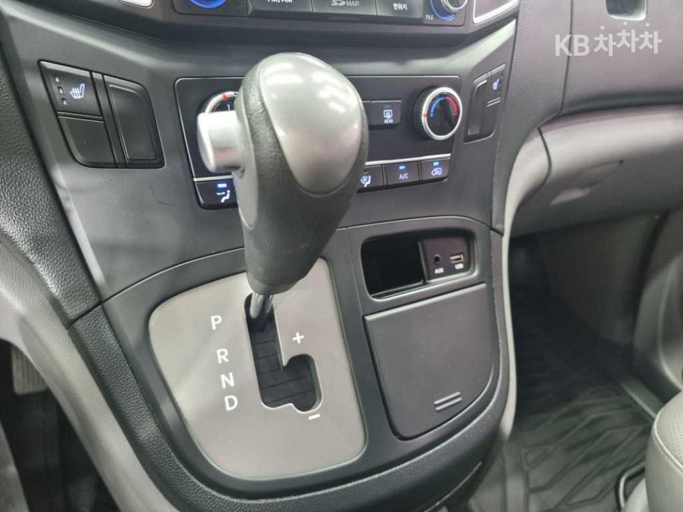 Hyundai Starex — miniaturë 12