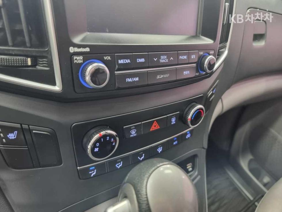 Hyundai Starex — miniaturë 18