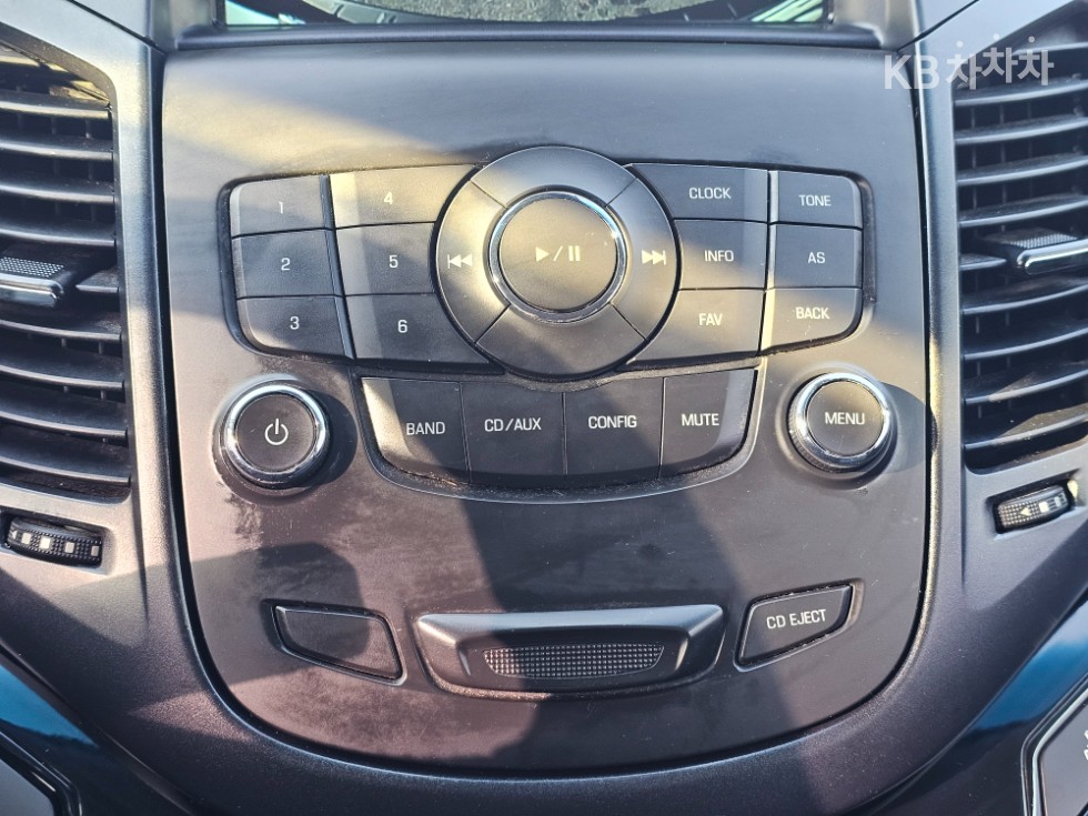 Chevrolet Orlando — miniaturë 15