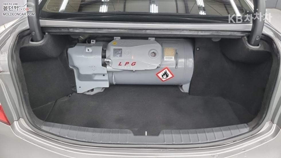 Hyundai Grandeur — miniaturë 18