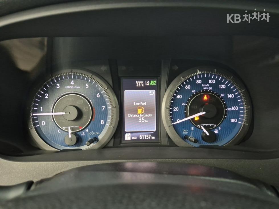 Toyota Sienna — miniaturë 7
