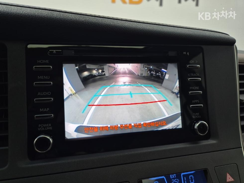 Toyota Sienna — miniaturë 15