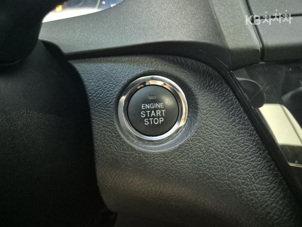 Toyota Sienna — miniaturë 18