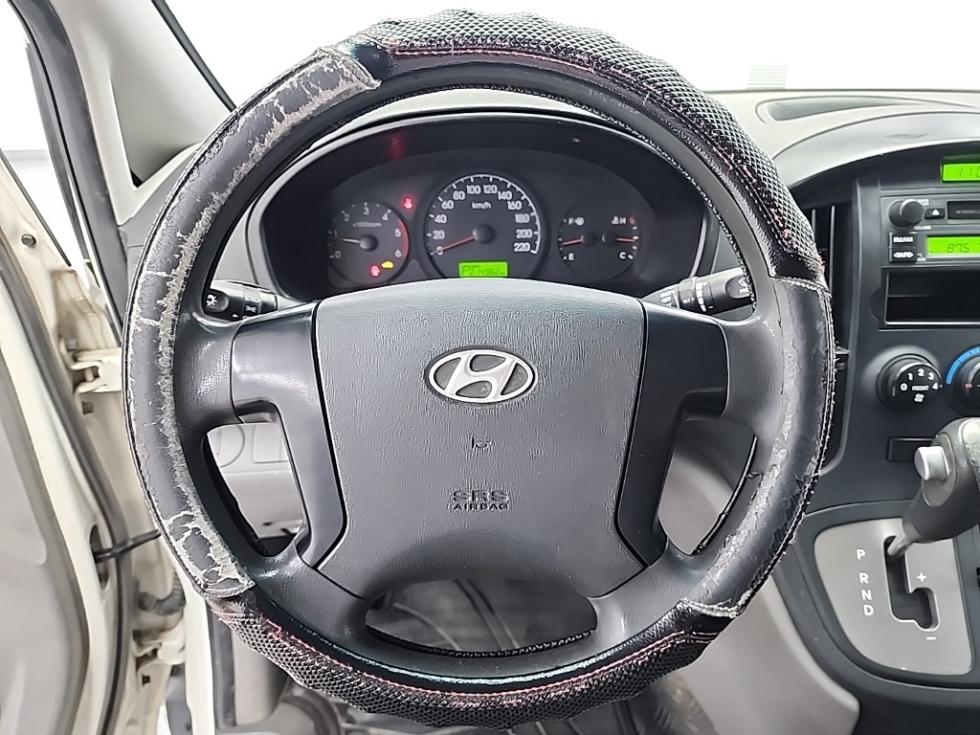 Hyundai Starex — miniaturë 9