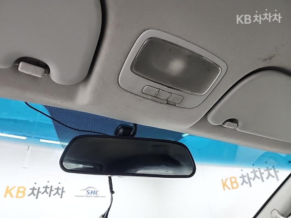 Hyundai Starex — miniaturë 13