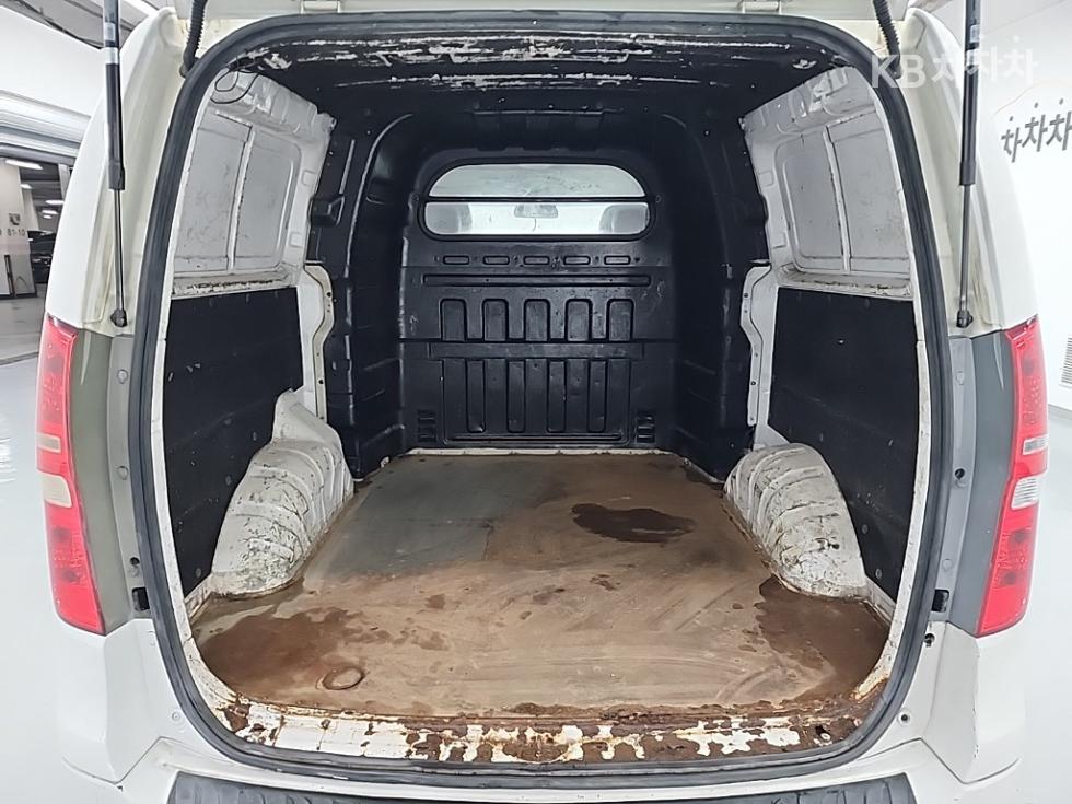 Hyundai Starex — miniaturë 15
