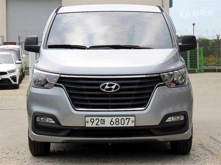 Hyundai Starex 밴 3인승 — foto 1