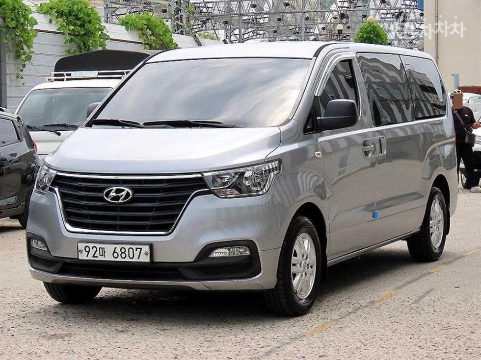Hyundai Starex — miniaturë 2