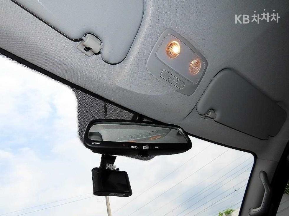 Hyundai Starex — miniaturë 14