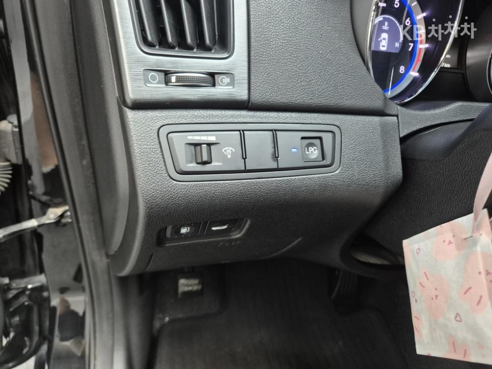 Hyundai Sonata — miniaturë 12