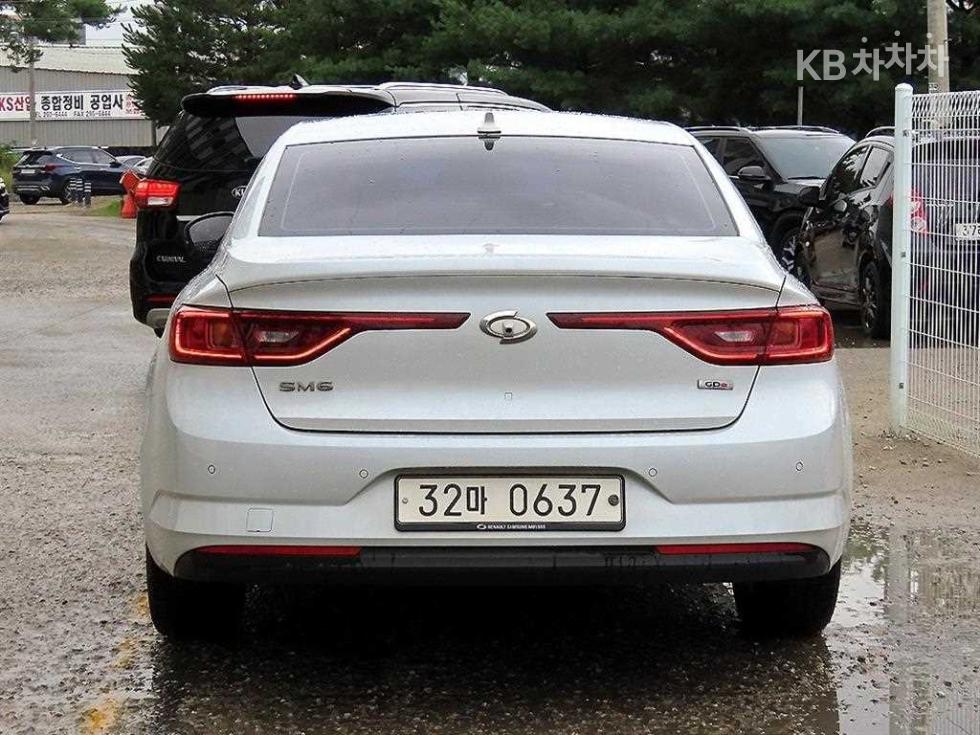 Renault Samsung SM6 — miniaturë 4