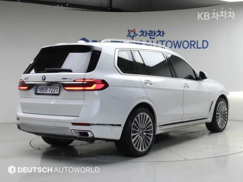 BMW X7 — miniaturë 2