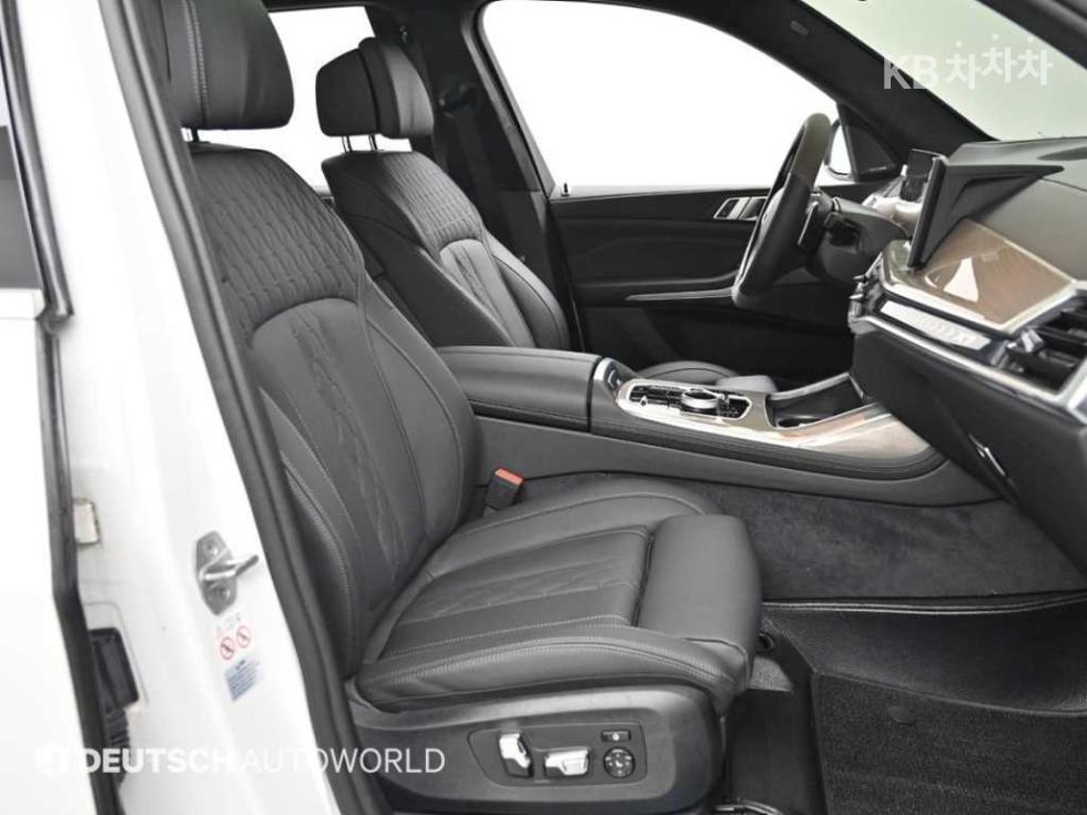 BMW X7 — miniaturë 10