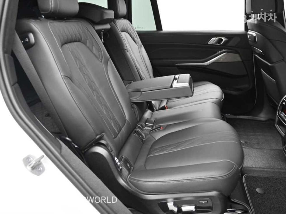 BMW X7 — miniaturë 12