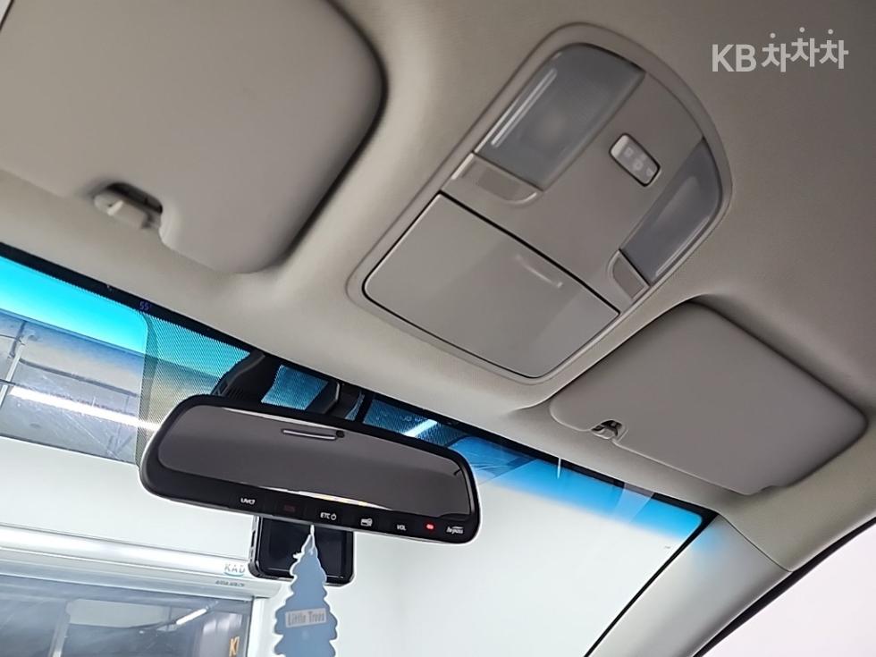 Hyundai IONIQ — miniaturë 15