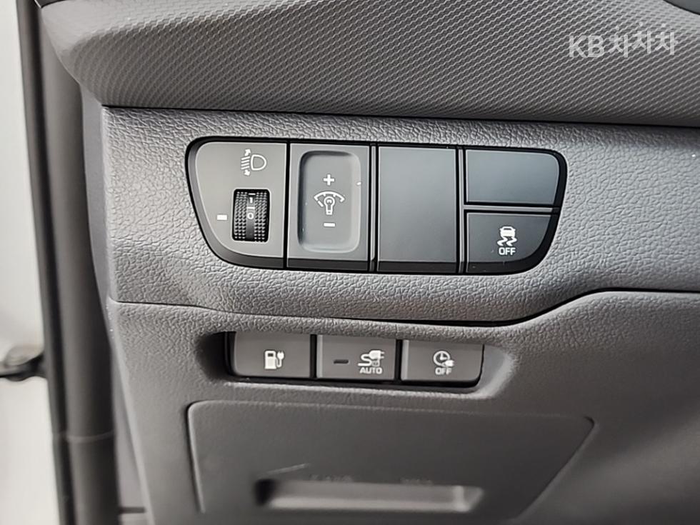 Hyundai IONIQ — miniaturë 16