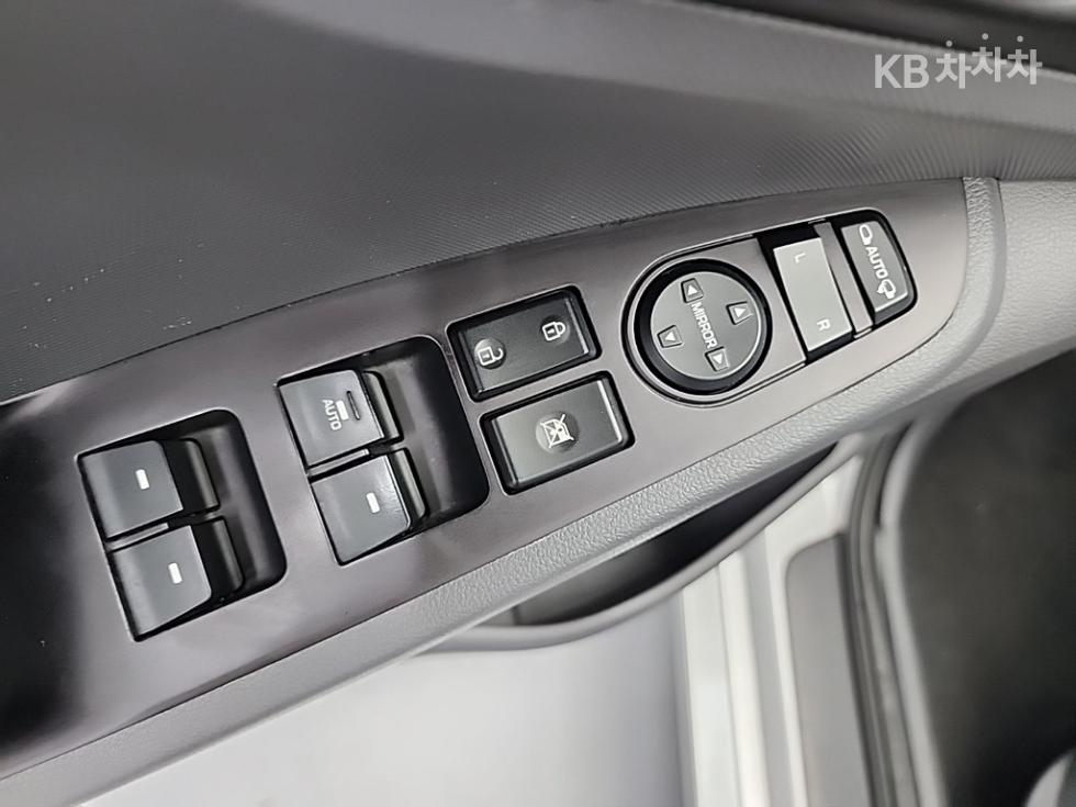 Hyundai IONIQ — miniaturë 17
