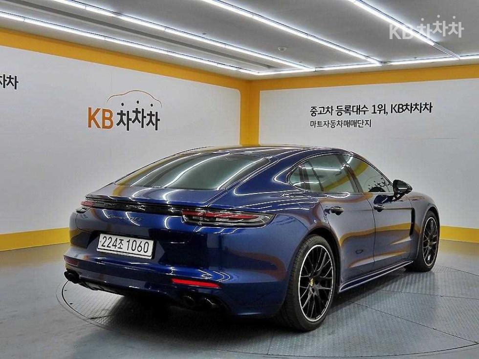 Porsche Panamera — miniaturë 4