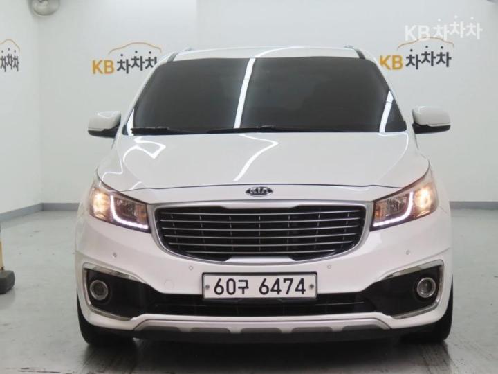 Kia Carnival 9인승 2.2 디젤 — foto 1