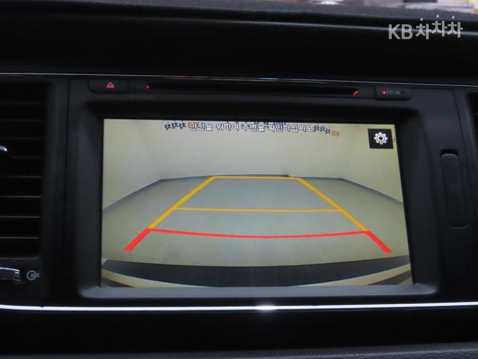 Kia Carnival — miniaturë 15