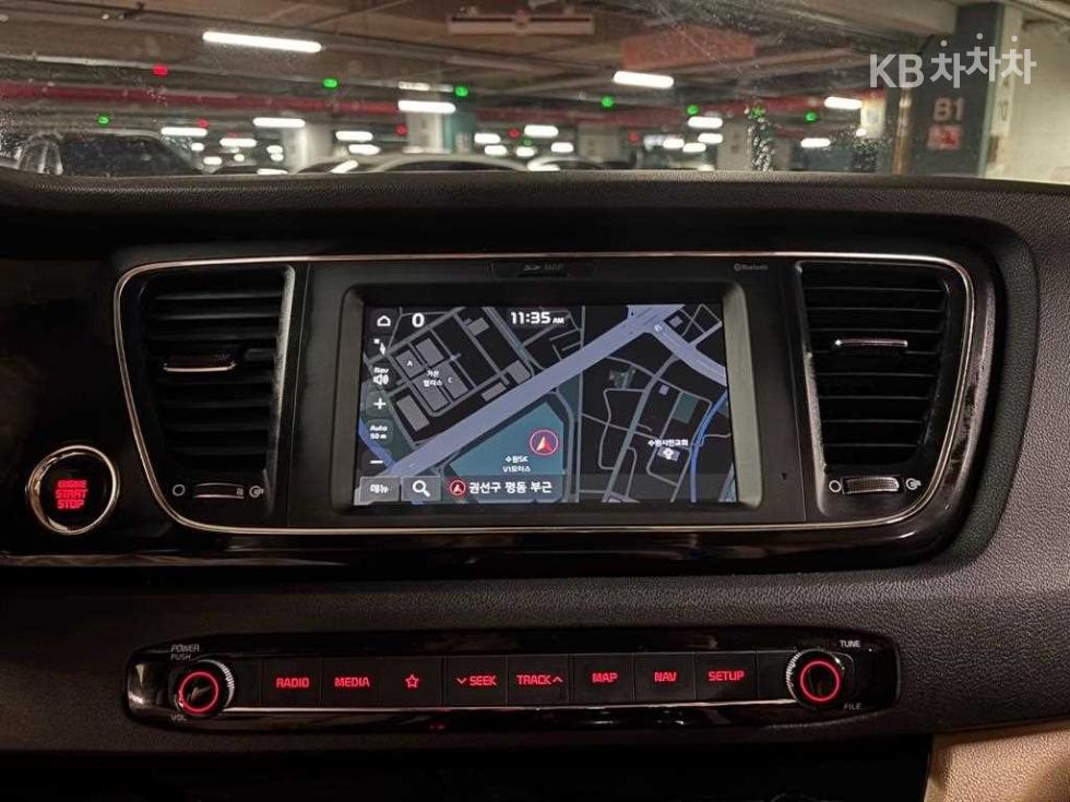 Kia Carnival — miniaturë 14