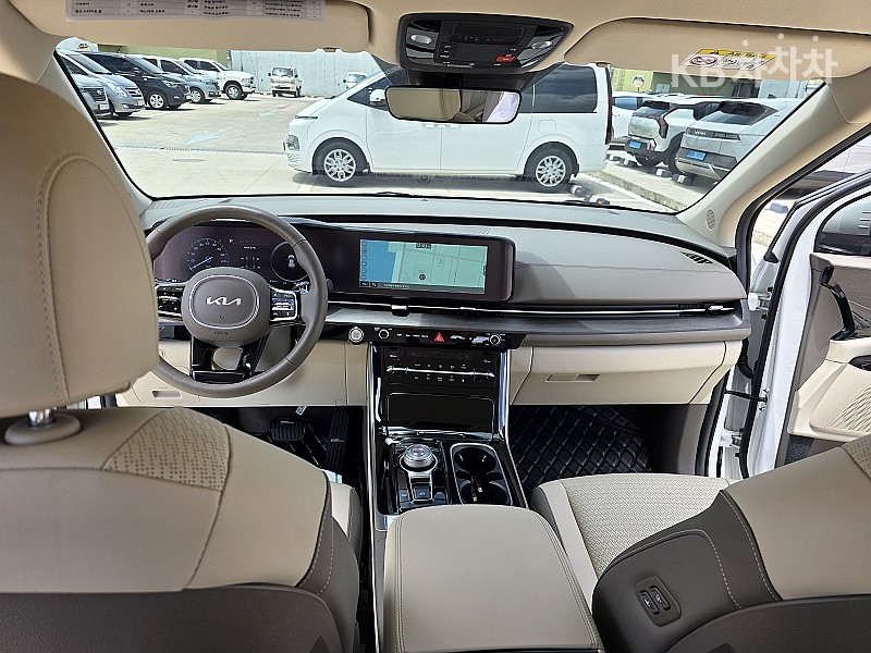 Kia Carnival — miniaturë 11