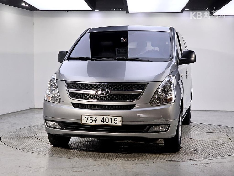 Hyundai Starex — miniaturë 2