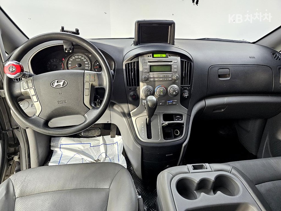 Hyundai Starex — miniaturë 5