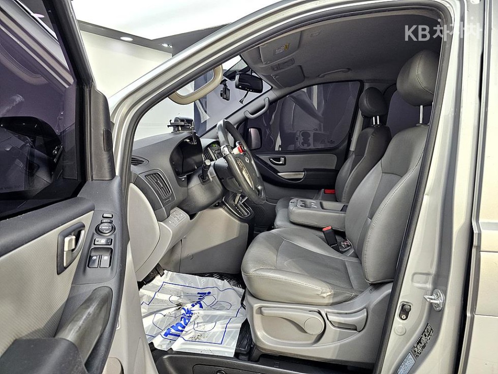 Hyundai Starex — miniaturë 8