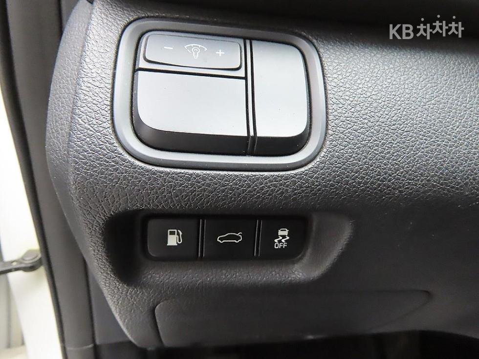Kia K5 — miniaturë 14