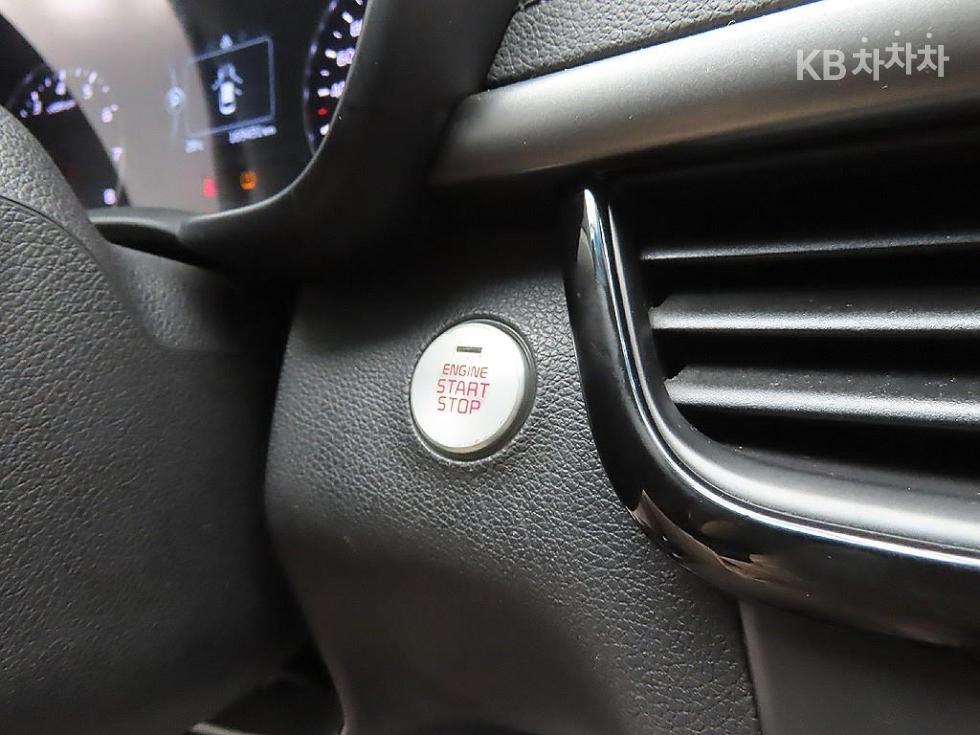 Kia K5 — miniaturë 18