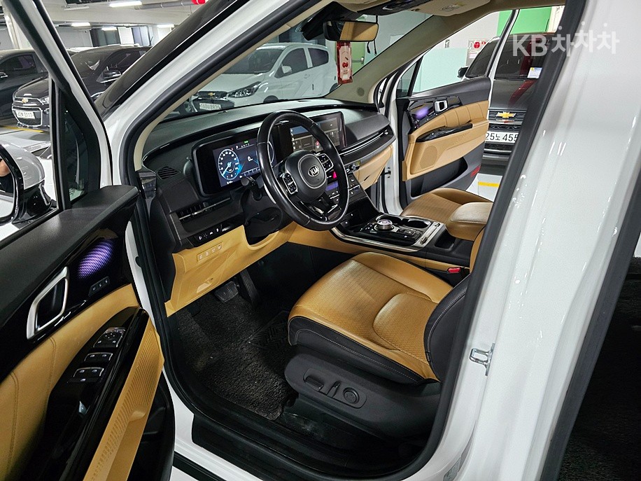 Kia Carnival — miniaturë 5