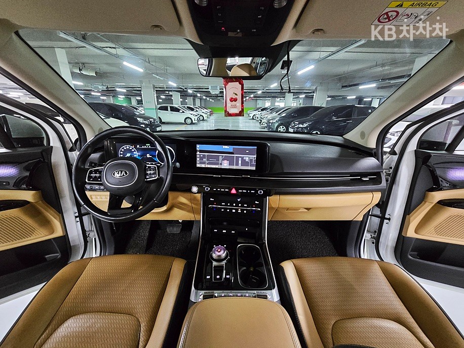 Kia Carnival — miniaturë 12