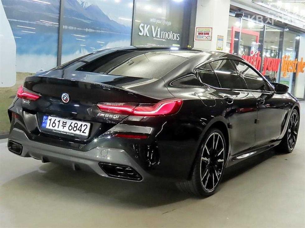 2023 BMW BMW 8 (G15) photo