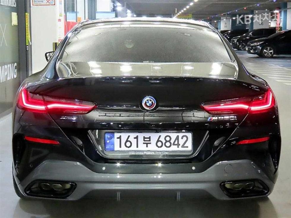2023 BMW BMW 8 (G15) photo