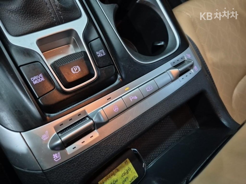 Kia Carnival — miniaturë 14