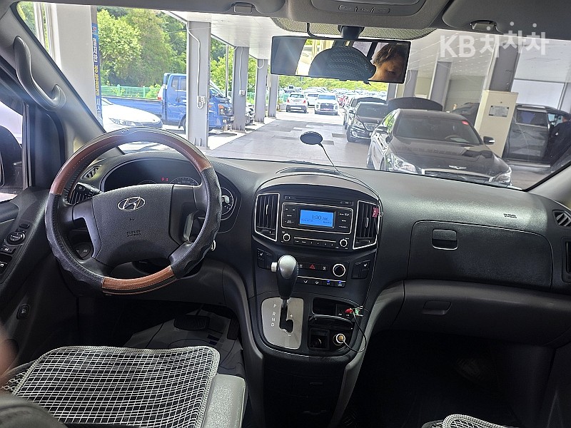 Hyundai Starex — miniaturë 8