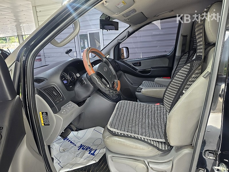 Hyundai Starex — miniaturë 9