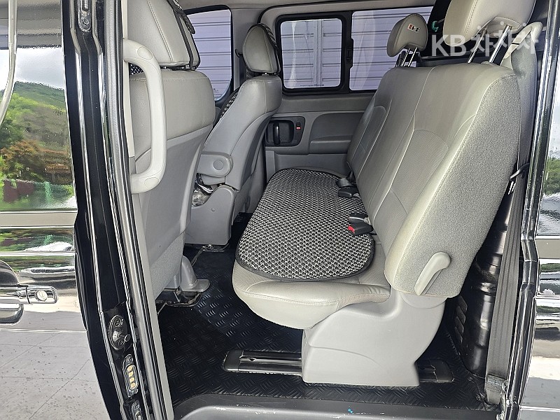 Hyundai Starex — miniaturë 10