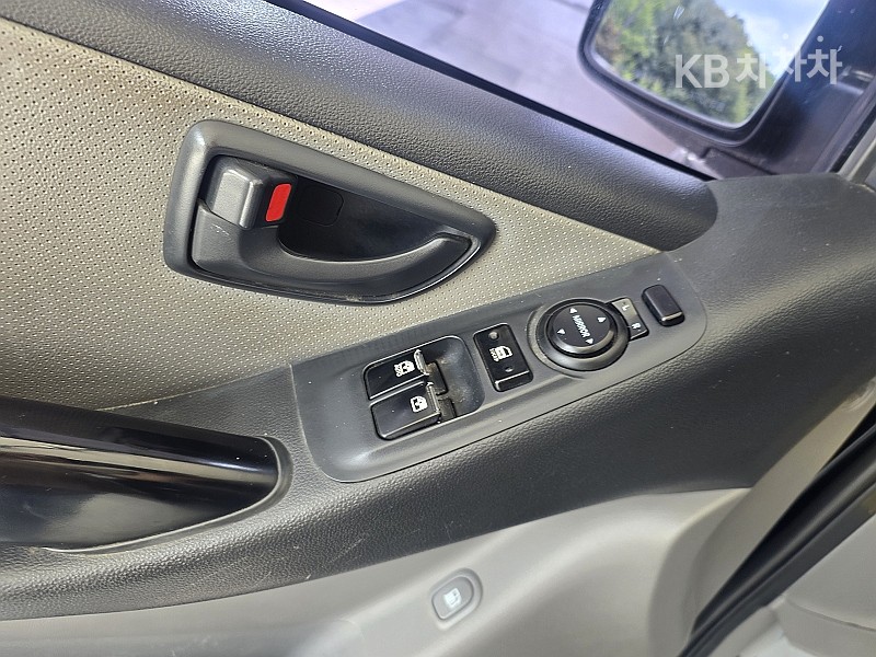 Hyundai Starex — miniaturë 16