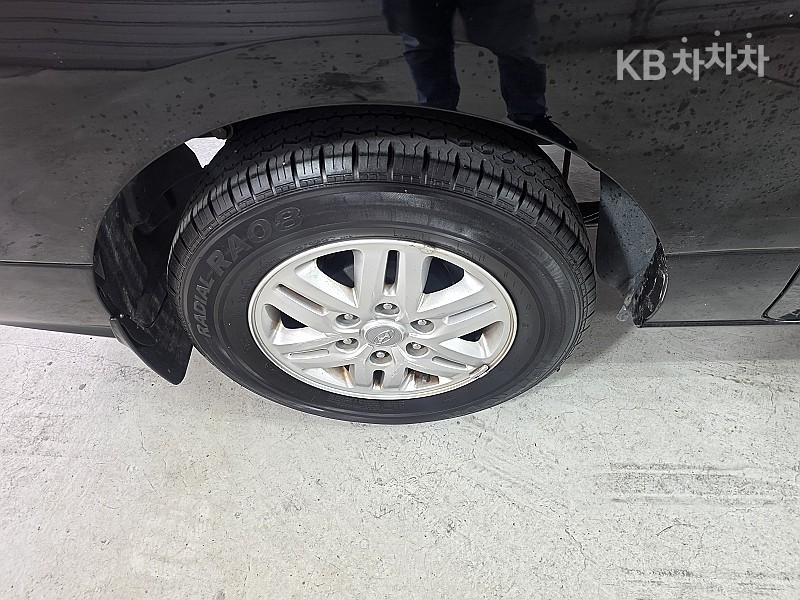 Hyundai Starex — miniaturë 17