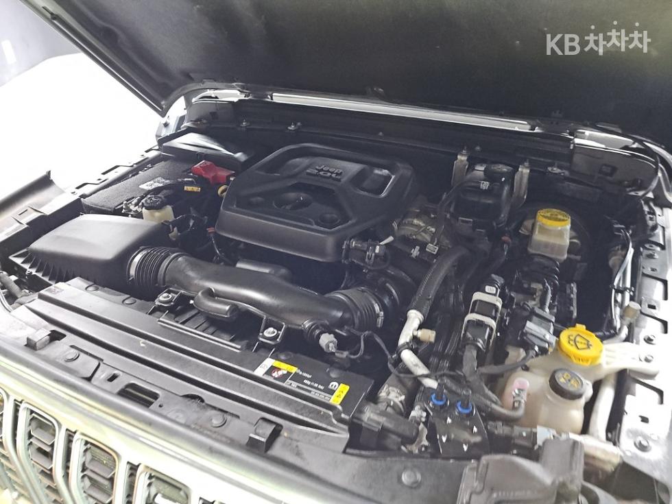 2023 Jeep (JL) photo