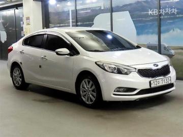 Kia K3 Trendy — foto 1