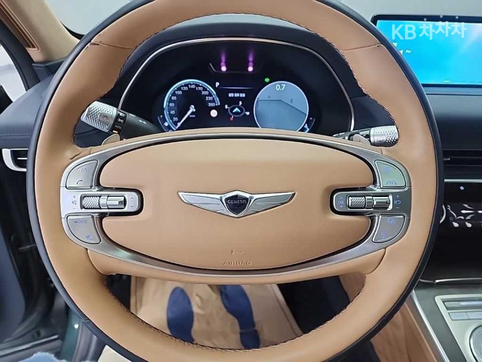 2022 Genesis GV80 photo